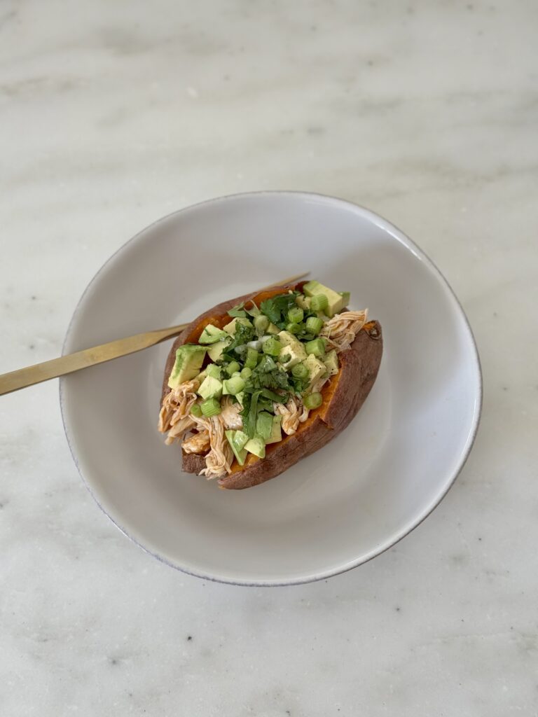 Buffalo chicken sweet potato easy 30 minute meal gluten free dairy free high protein 