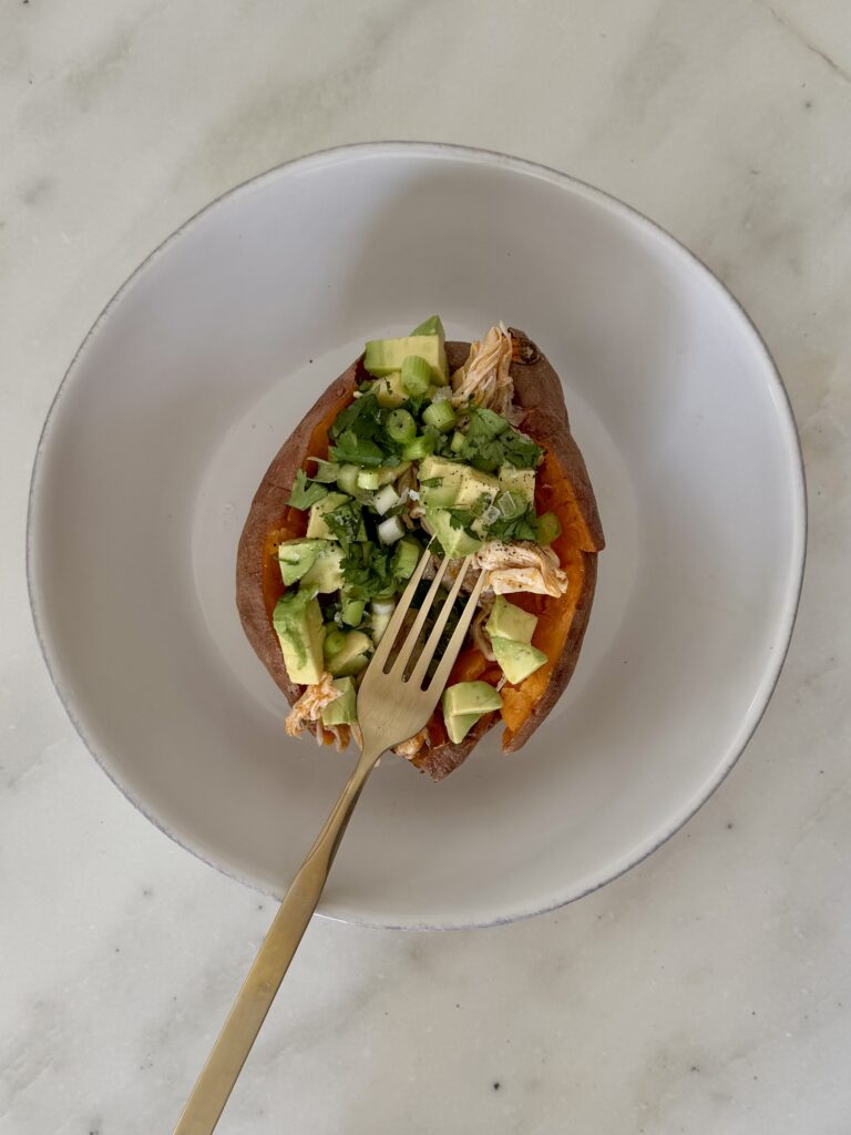 Buffalo chicken sweet potato easy 30 minute meal gluten free dairy free high protein 