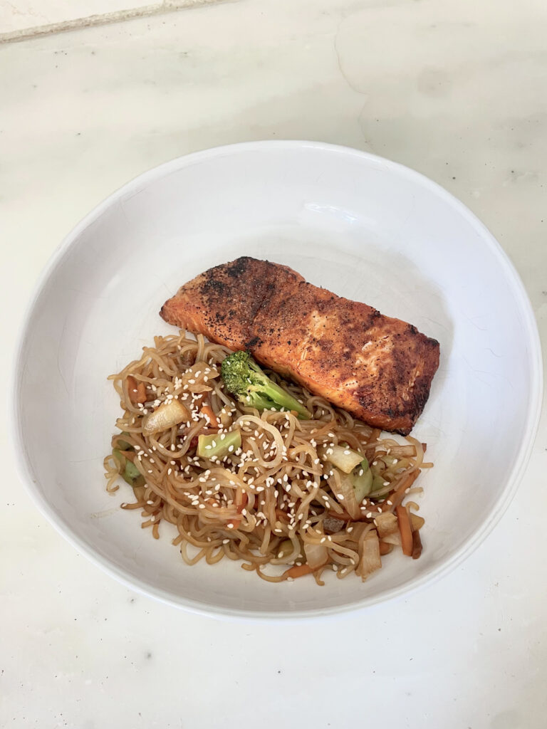 Salmon with stir fry noodles: 15 minute recipe, healthy, gluten free, dairy free and high protein