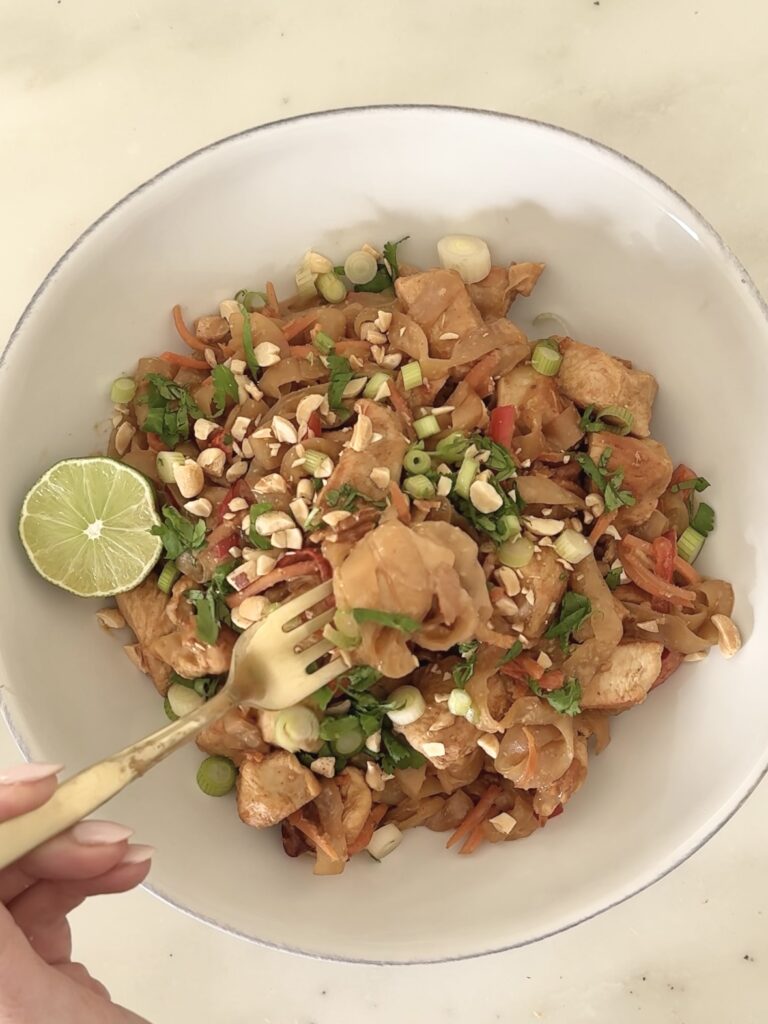 Chicken Pad Thai, easy 30 minute meal. Gluten free, egg free, high protein